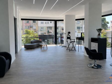 SHITET BIZNES 125 M² "RRUGA XHANFIZE KEKO, PORCELAN" 45.000 EURO
