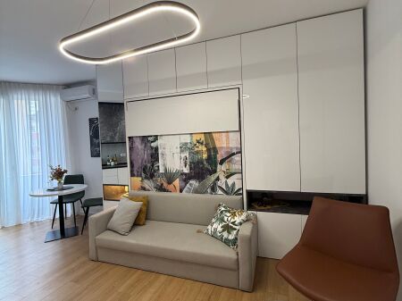 🏠MONOLOCALE IN VENDITA 📍Sopraelevata del Comune Via Rrapo Hekali 🏢4° piano, con ascensore 📐Sup. 31m2 Netto, 36m2 Lordo 💶 Prezzo: 82.000€