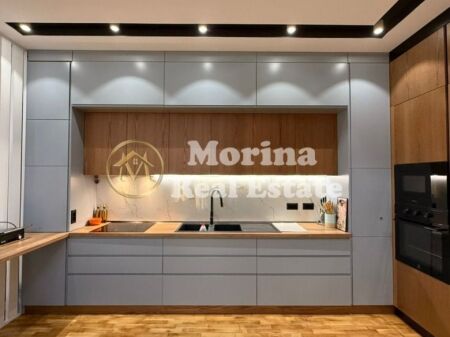 Shitje, Apartament + Verande,Penthouse,Fresku, Cmimi 300000 Euro(Qesarake)
