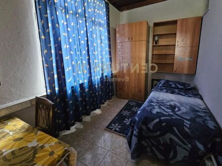 Jepet me qera 2+1 prane Rr.Kavajes