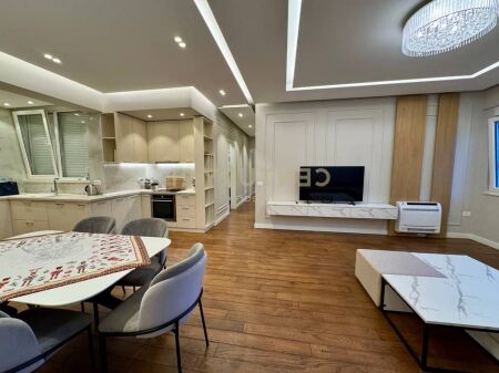 SHITET APARTAMENT 3+1+2 🅿️ LIQENI I THATE FZ