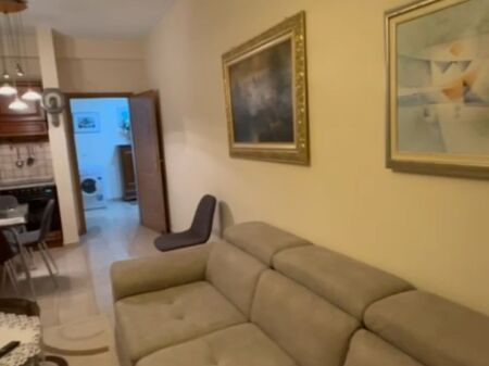 Appartamento in affitto a Bllok 1+1