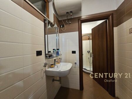 Jepet me qera 2+1 tek Bulevardi i ri