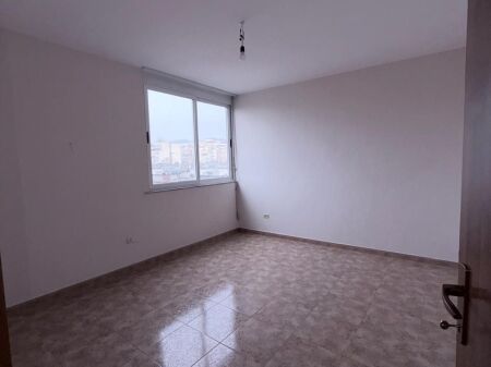 2+1, per ufficio, presso l'ex esposizione Albania oggi, 650 mila lek