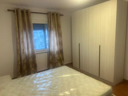 apartament 1+1 me qira tek Zog u Zi
