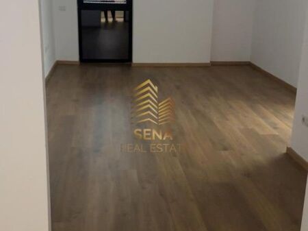 Qira, Ambient per zyra,1+1+blk,Shkolla Kuqe ,550Euro/muaj