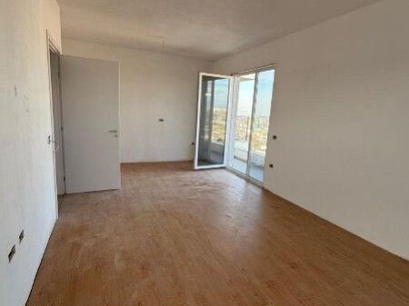 📌 Vendesi Appartamento 2+1+2 – Univers City