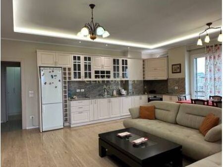 Apartment 2+1+2 for rent at Pazari i Ri