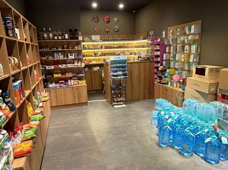 Shop for sale near the Municipality of Parisi!