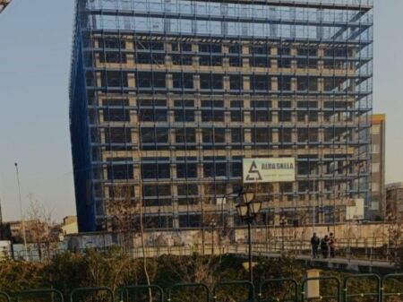 In vendita, Appartamento 3+1+2+Posto auto, Viale Bajram Curri, Tirana.