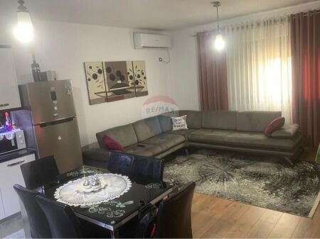 Apartament - Për Shitje - Bulevardi Migjeni, Tiranë