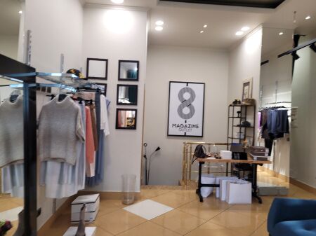 Shop for rent near Willson square  