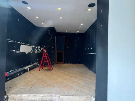 DYQAN ME QERA 20 M2 RRUGA ELBASANIT 60.000 LEKE