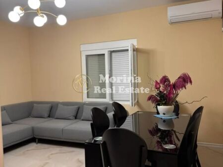 Affitto | Villa 2 + 1 | Via Elbasan | 1000 €/mese