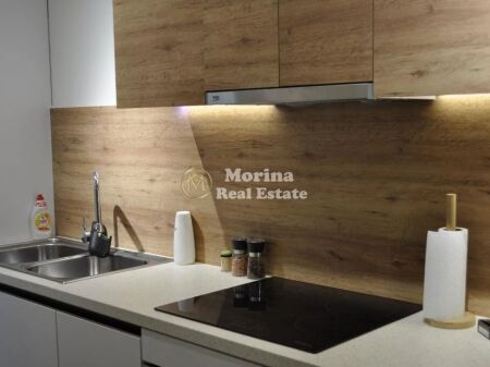 Affitto | Appartamento 2 + 1 | Viale Bajram Curri | 700 €/mese