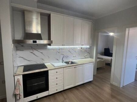 Appartamento 2+1 in affitto in Via Barrikadave!