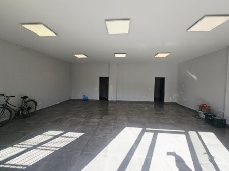 JEPET ME QERA AMBJENT BIZNESI BUZE RRUGE NE PLEPA DURRES