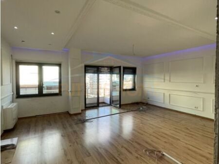 Rent, Business Premises, Ring Center, Zogu i Zi, Tirana