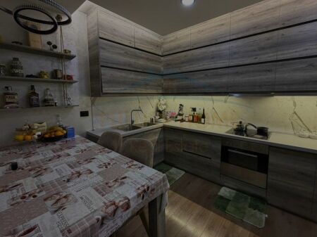 In vendita, Appartamento 2+1, Comune di Parigi