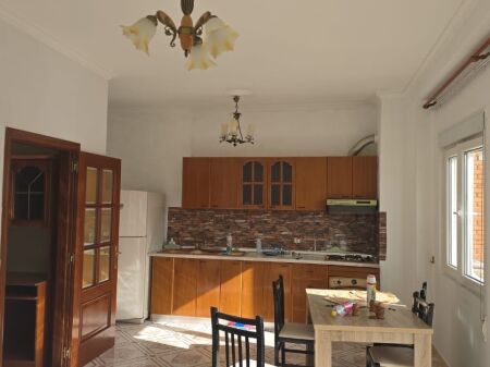 🏡 Apartment 1+1 available in the heart of Durres