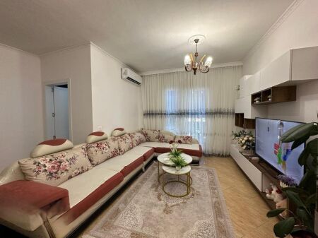 Vendesi in vendita 1+1, vicino al Bar-Oslo ad Astir! 105.000 €