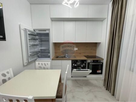 Apartment 1+1 for rent is offered in the area of the Paris Commune, Robert Shvarc street