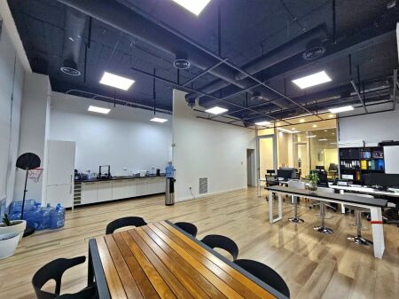 Unità commerciale in affitto, Giardino Botanico