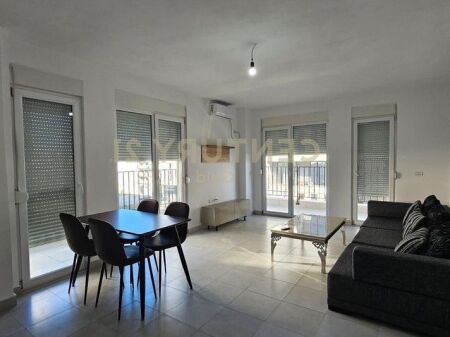 Affittasi Appartamento 2+1+2 a 5 Maji