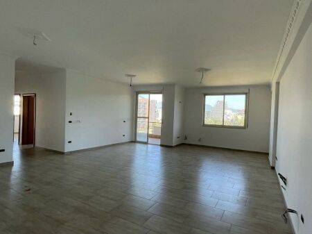 SUPER DEAL!!! For sale in Komuna e Parisit 3+1+2!!