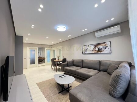 QIRA, APARTAMENT PREMIUM 2+1 NE QENDER, SHESHI SKENDERBEJ