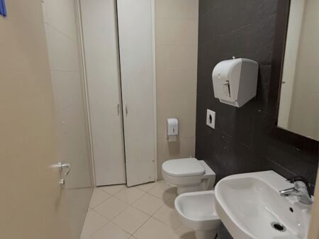 Ufficio Moderno in Affitto presso il Complesso Delijorgji 187 m2 !