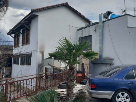 OPPORTUNITY, RENTAL PROPERTY, 1300 SQUARE METERS, 300 SQUARE METERS BUILDING AND 1000 SQUARE METERS LAND