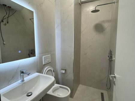 🏡 JEPET ME QIRA APARTAMENT 1+1 – KOMPLEKSI KADIU