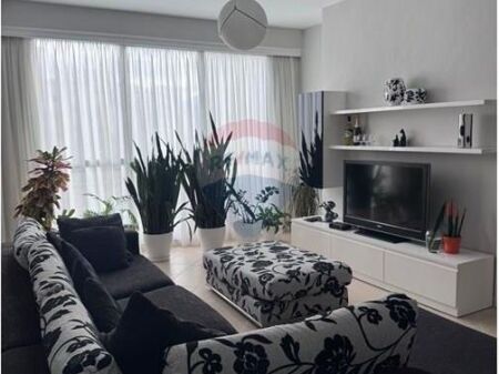 Apartment - For Rent - Frosina Plaku Street, Tirana