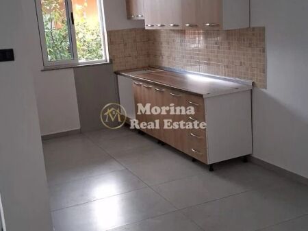 Qera | Shtëpi private 2 + 1 | Kinostudio | 350 €/muaj