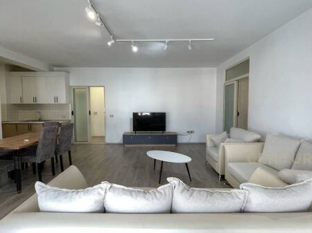 Apartament 3+1+2 Per Qira Ne Astir