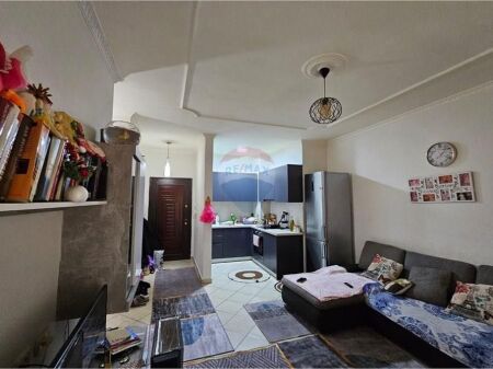 Apartament 1+1 me qera Yzberisht KMY