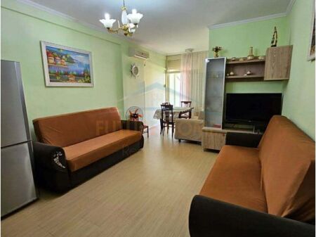 Shitet , Apartament 1+1 Mali Robit , Durres