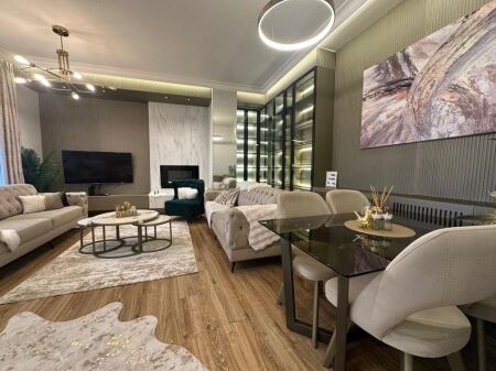 We rent out a 2+1+2 apartment with parking space, Park Gate Residence