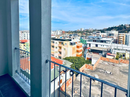 Shitet Apartament – Shkëmbi i Kavajës, Kavajë