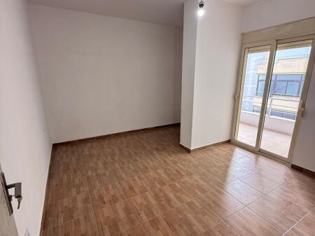 SHITET APARTAMENT 2+1+2 TEK ISH RAJONI,DURRES