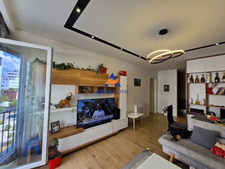 FOR SALE APARTMENT 2+1+2 (2 TOILETS) + PARKING SPOT AT -1 "FORMER GEOLOGICAL FACTORY" 28,500,000 LEK