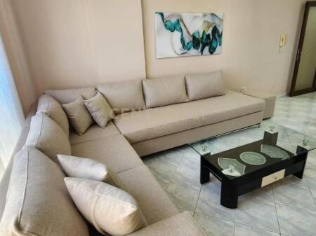 Apartament 1+1 Me Qira në Plazh Hekurudha, Durrës