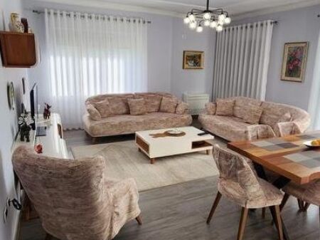 Apartament 3+1+2 post parkimi per qera tek Kopshti Zoologjik