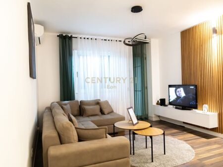 Apartament 1+1 me Qira në Vollga , Durrës - 600€