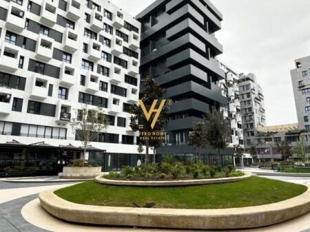 IN VENDITA AMBIENTE 420 M2 A SQUARE 21, VIA KAVAJES 1.100.000 EURO
