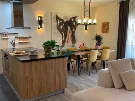 APARTAMENT 2+1 ME QIRA TE KOMPLEKSI DELIJORGJI