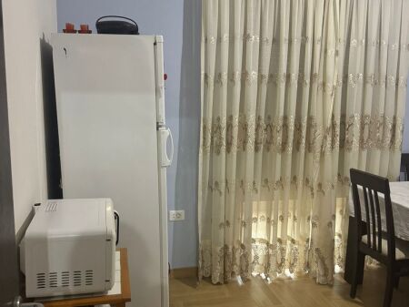 VILE ME QIRA TE KODRA E PRIFTIT