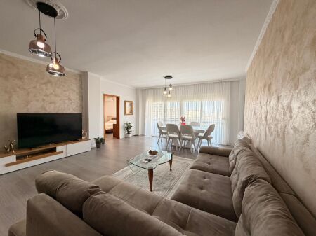 In Affitto: Appartamento 3+1+2 –Centro, Durazzo