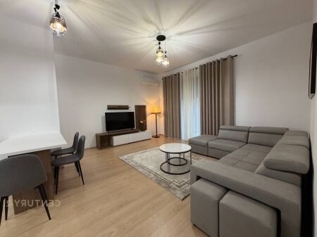 Jepet Apartament 2+1 tek Kompleksi Delijorgji + Verande 30 m2!